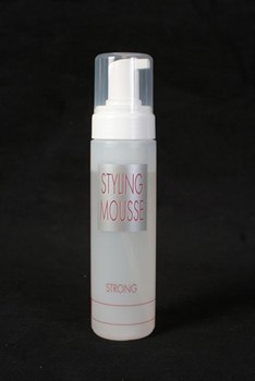 PĚNOVÉ TUŽIDLO SILNĚ TUŽÍCÍ STYLING MOUSSE STRONG 200&nbsp;ml